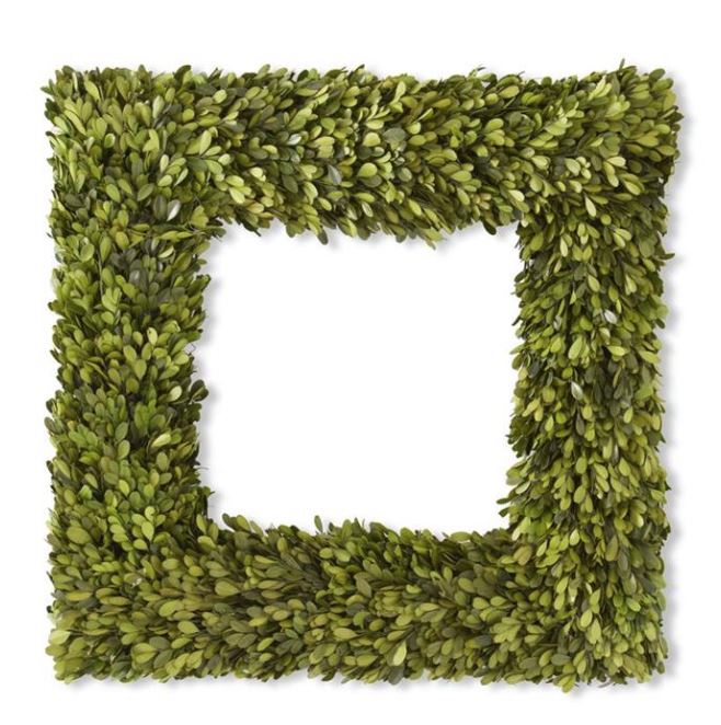 Wreath Boxwood Square 24